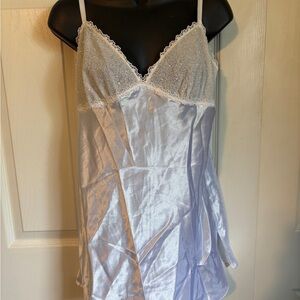 La SENZA Satin Lace-Trim Chemise - White